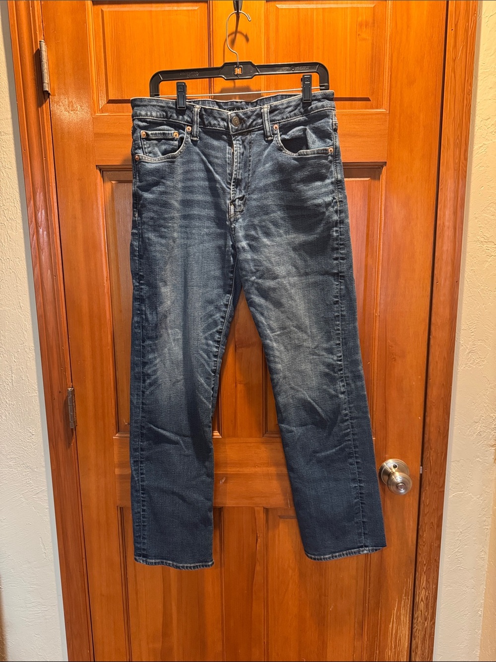 American Eagle Outfitters Flex Slim Jeans Men’s Faded Blue Straight Jeans 33x 32